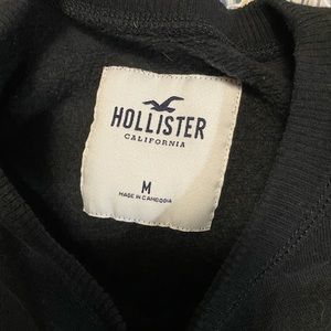 Black Hollister Sweatshirt Size Medium
